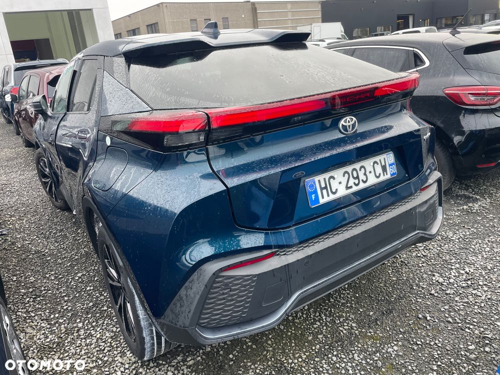 Toyota C-HR ver-x-shift-x--play-connect - 4