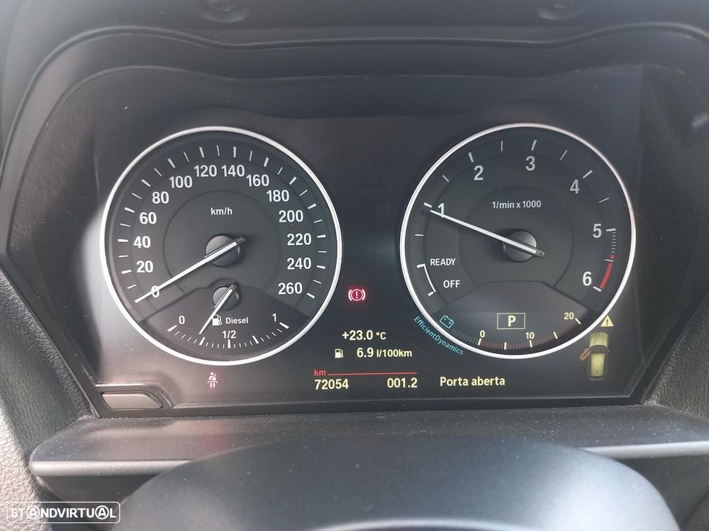 BMW 116 d Line Urban Auto - 12