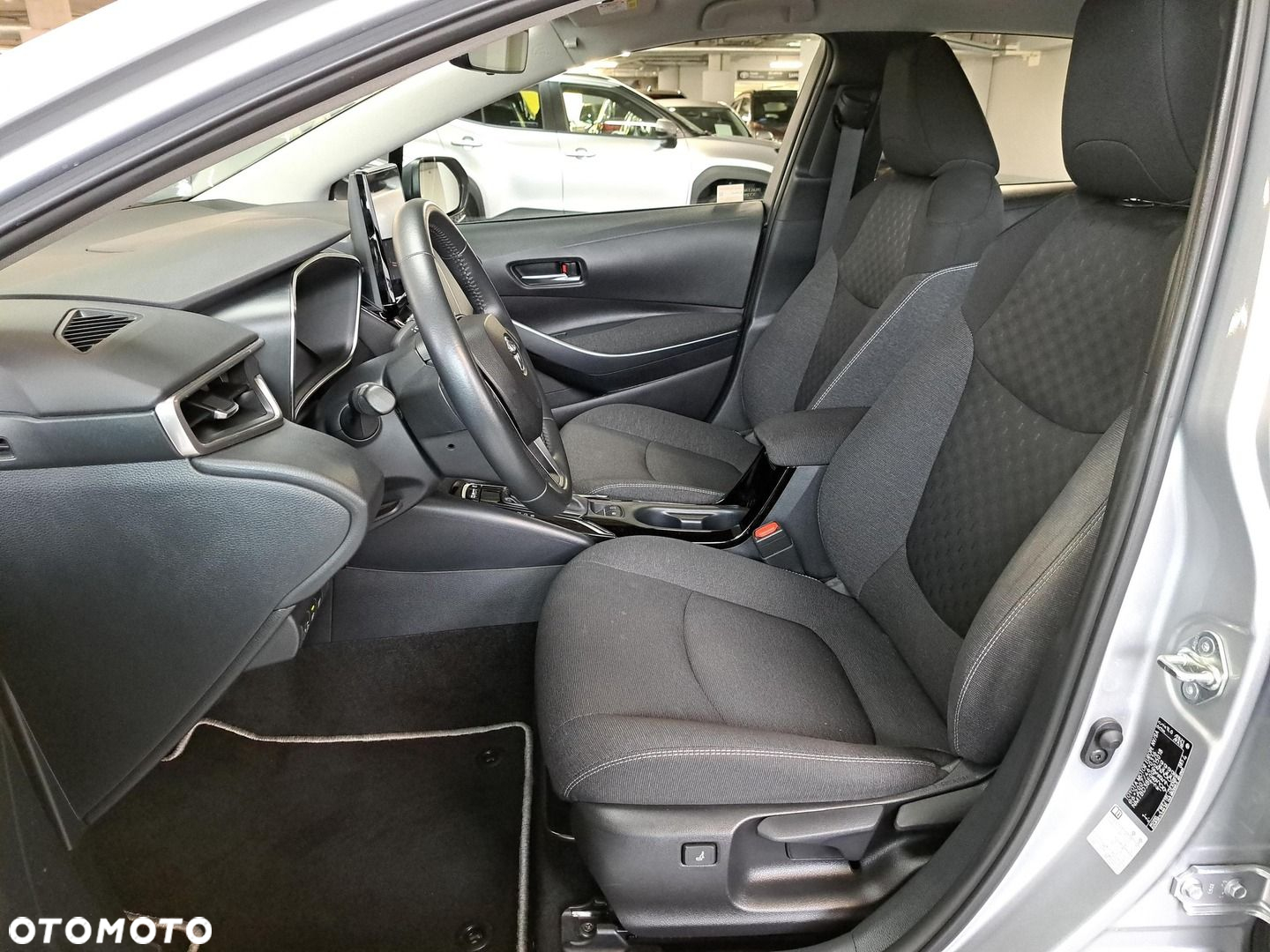 Toyota Corolla 1.8 Hybrid Comfort - 11