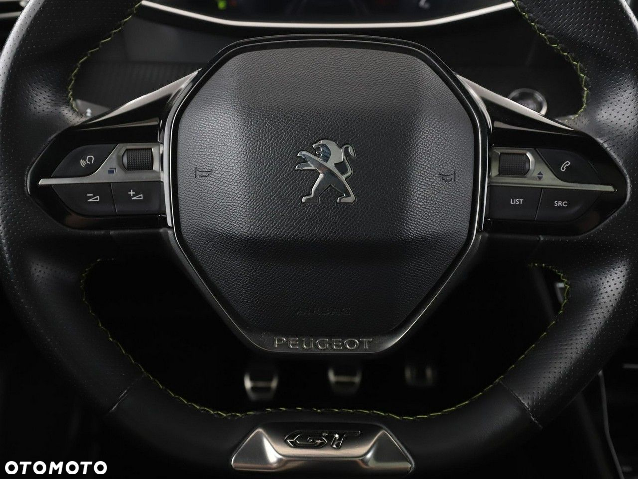 Peugeot 2008 1.2 PureTech GT Line S&S - 21