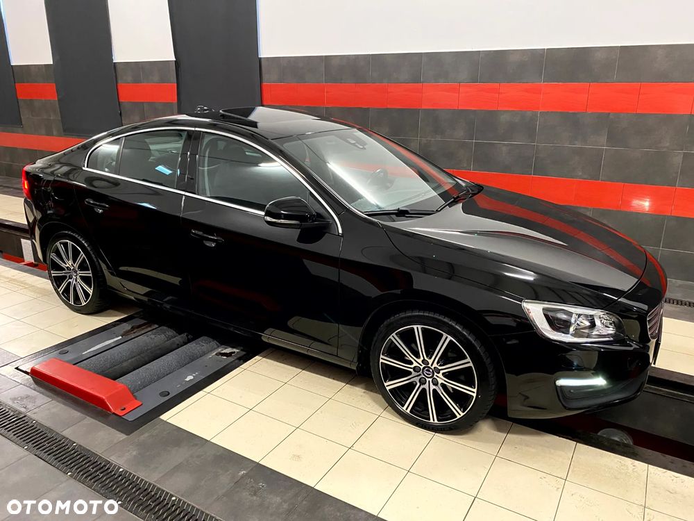 Volvo S60 D3 Drive-E Dynamic Edition (Momentum) - 6