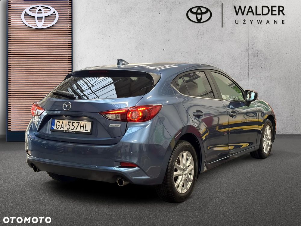 Mazda 3 - 4