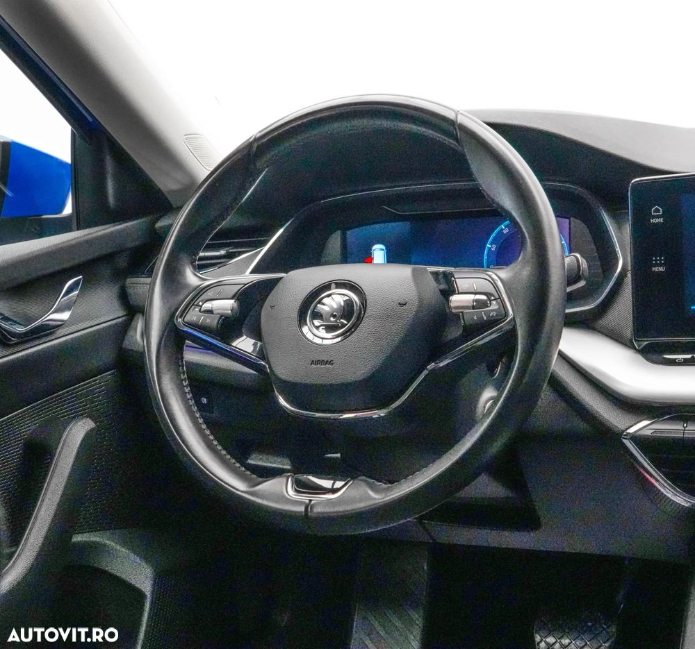 Skoda Octavia 2.0 TDI DSG Style - 17