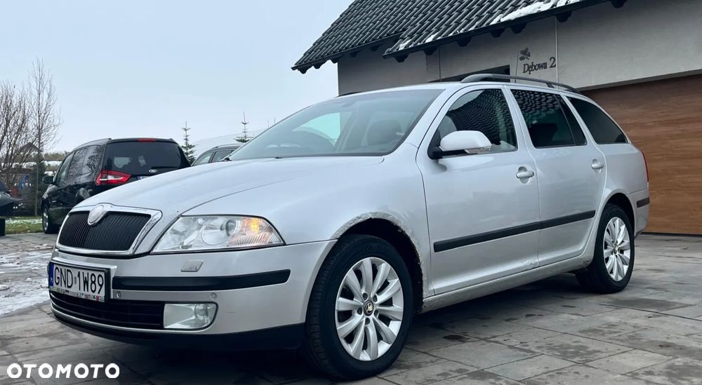 Skoda Octavia 2.0 TDI DSG Elegance - 1