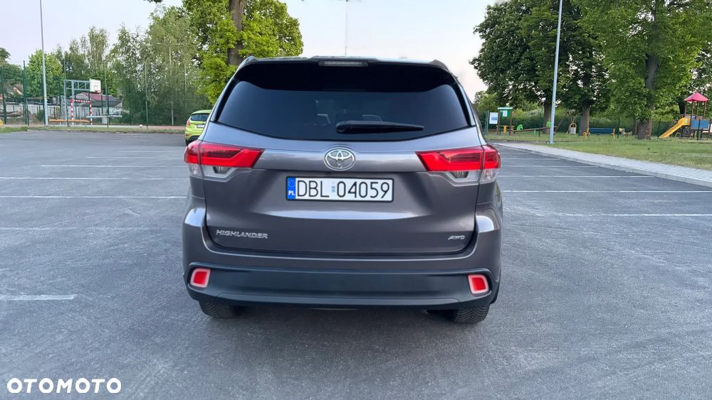Toyota Highlander - 20