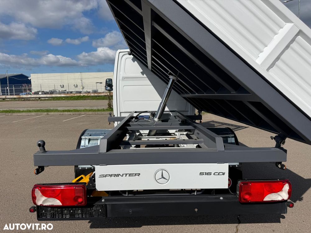 Mercedes-Benz Sprinter - 5