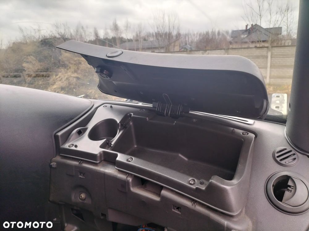 IVECO DAILY III DRZWI PRZOD FOTEL KIEROWNICA - 14