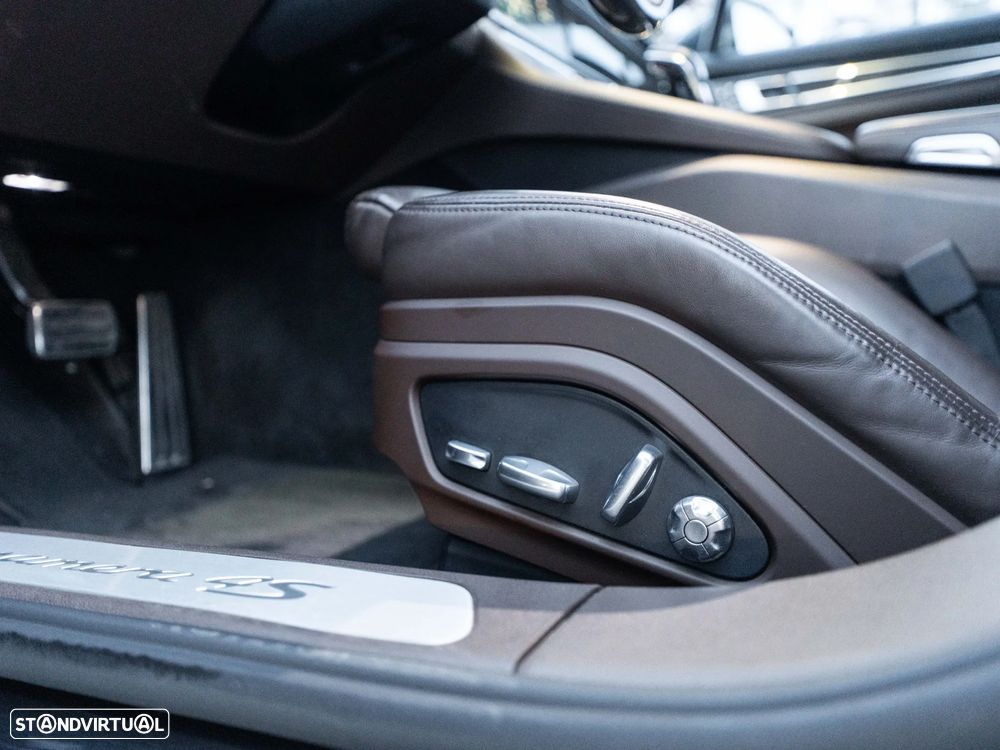 Porsche Panamera 4S Diesel - 21