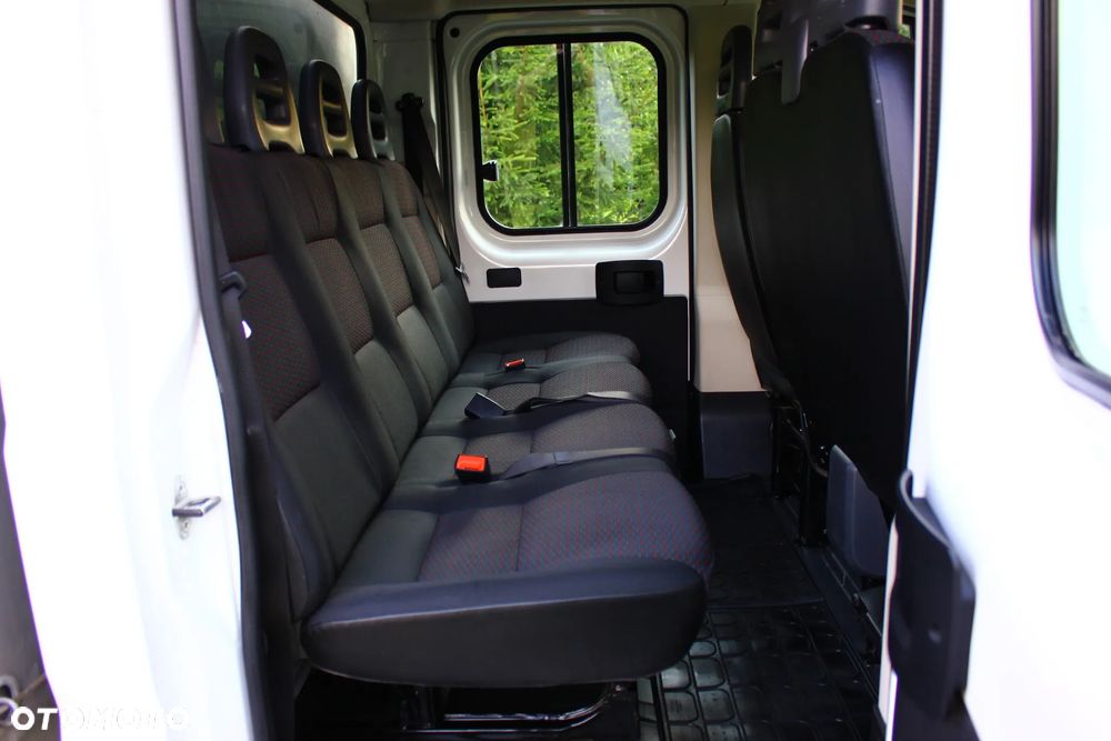 Peugeot BOXER 2.2 HDI 165KM BRYGADÓWKA 7 OSOBOWA +PAKA Z PLANDEKĄ - 23
