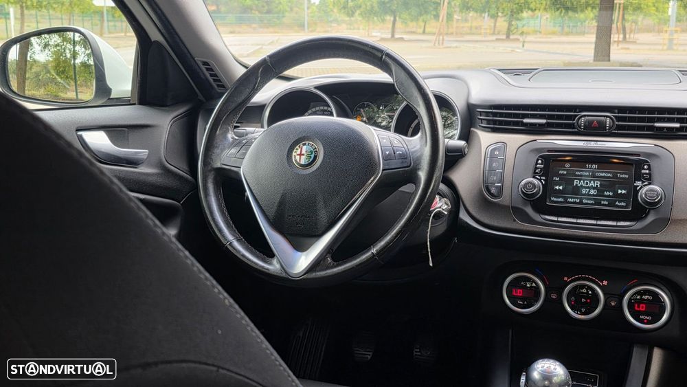 Alfa Romeo Giulietta - 13