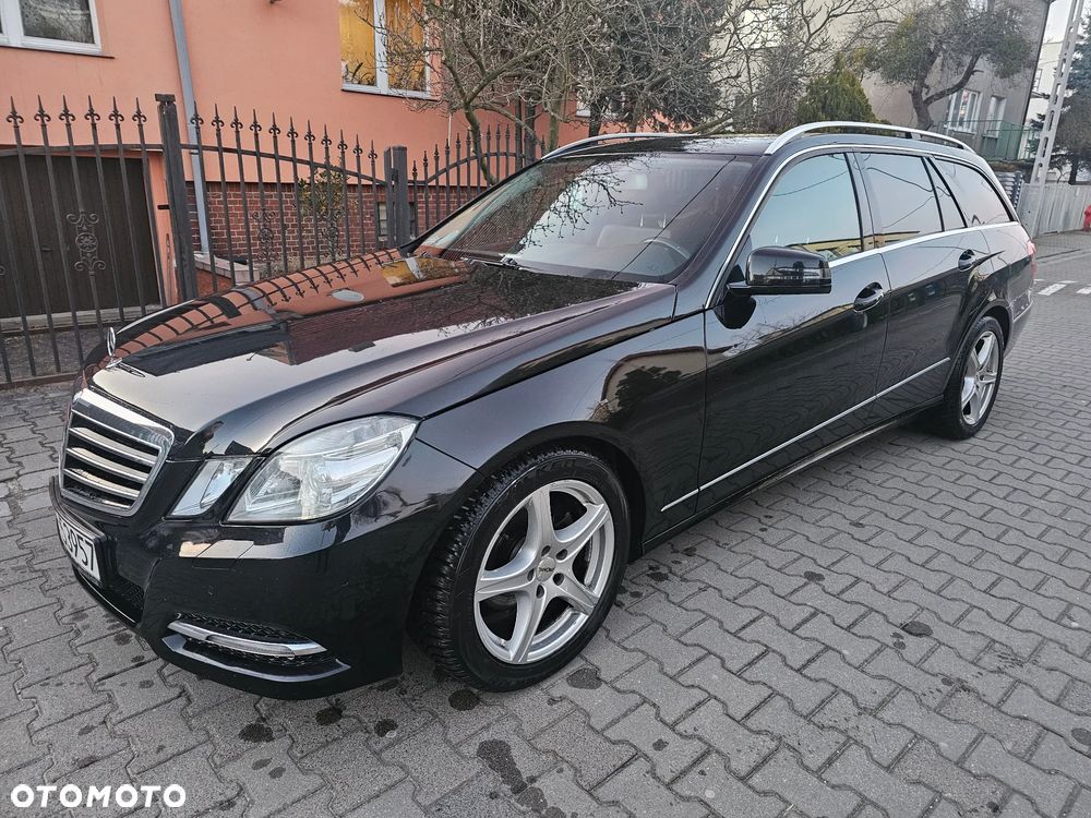 Mercedes-Benz Klasa E 200 CGI BlueEFFICIENCY 7G-TRONIC Avantgarde - 2