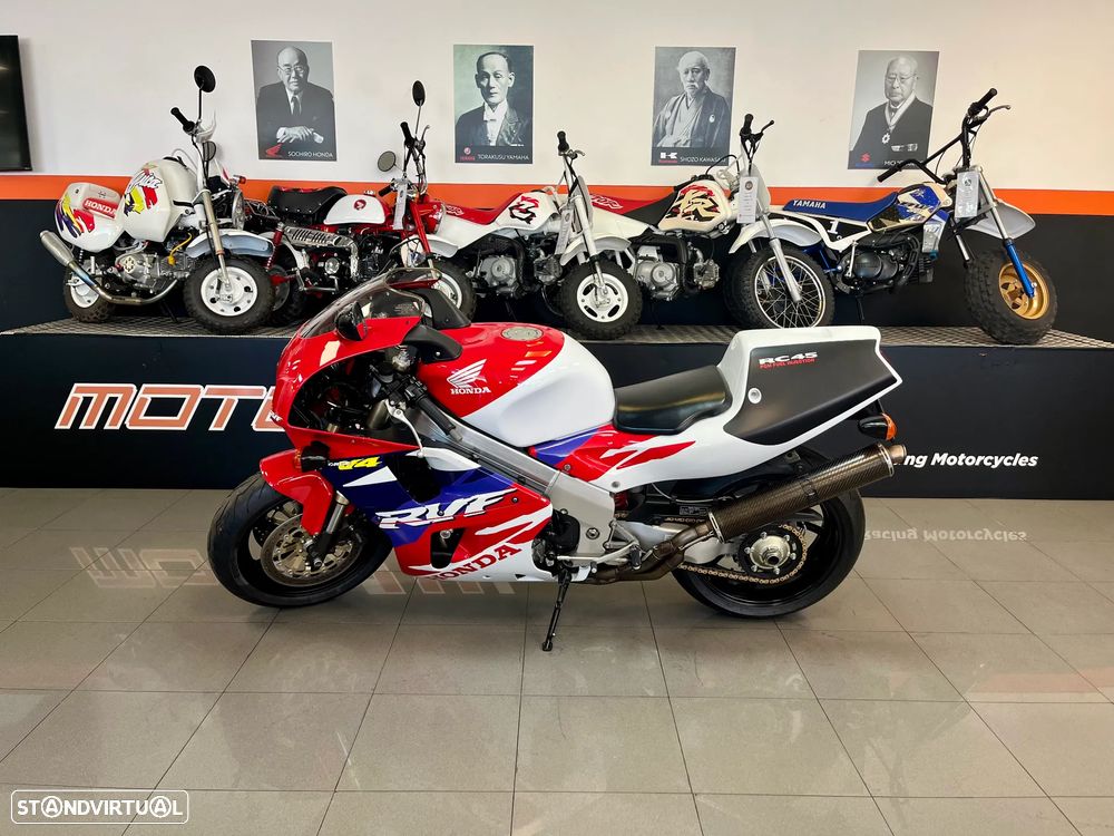 Honda RVF 750 RC45 - 6