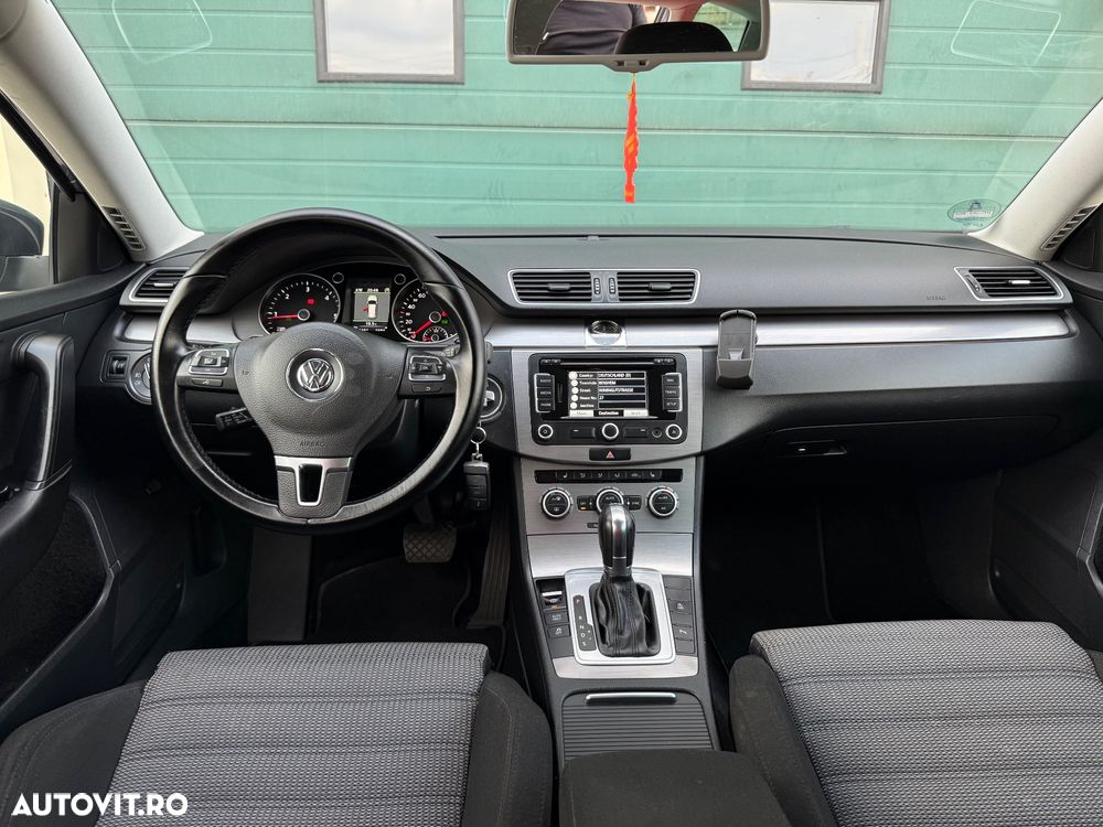 Volkswagen Passat 2.0 TDI BlueMotion Technology DSG Highline - 6