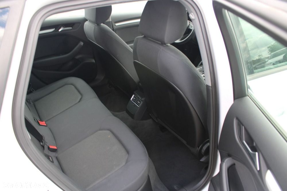 Audi A3 Sportback - 23