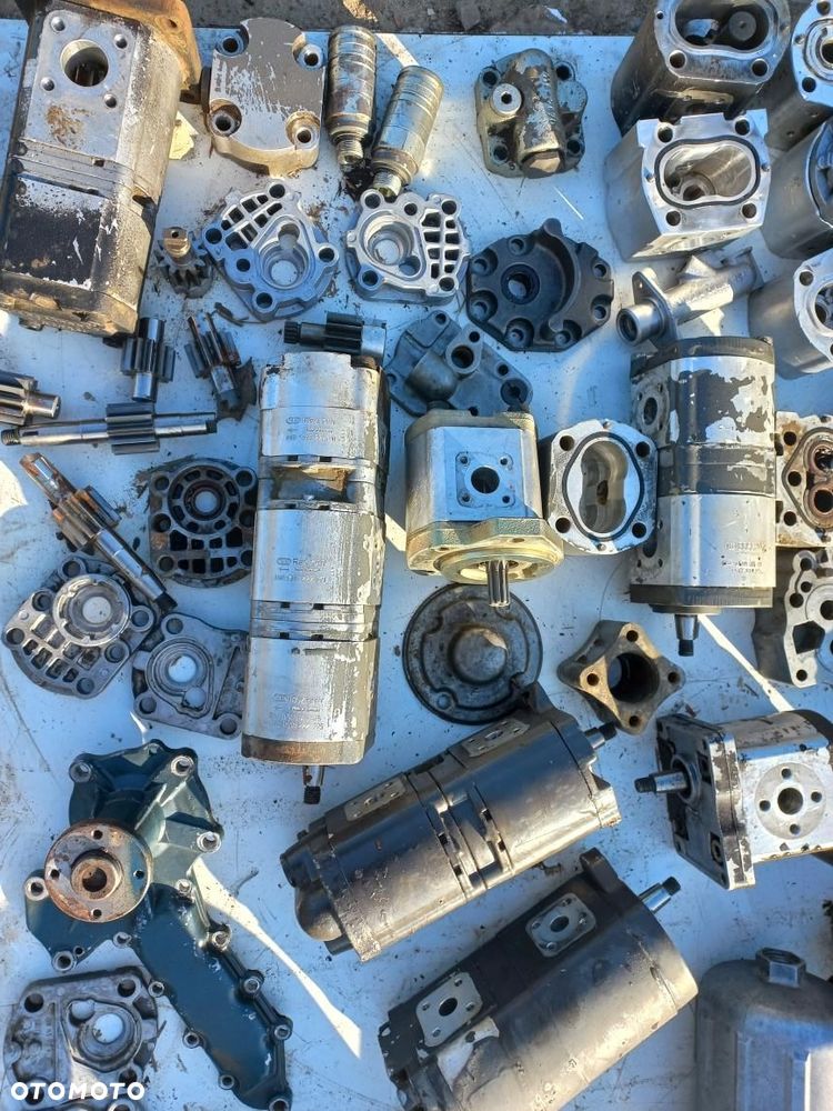 Pompy hydrauliczne,rozdzielacze,wymiennik ciepła, chłodniczka oleju,BOSCH,REXROTH,SAUER SUNDSTRAND,MAILLEUX 087501500,5 1518222293,775,620,619,548,221,604 AL175363 - 2