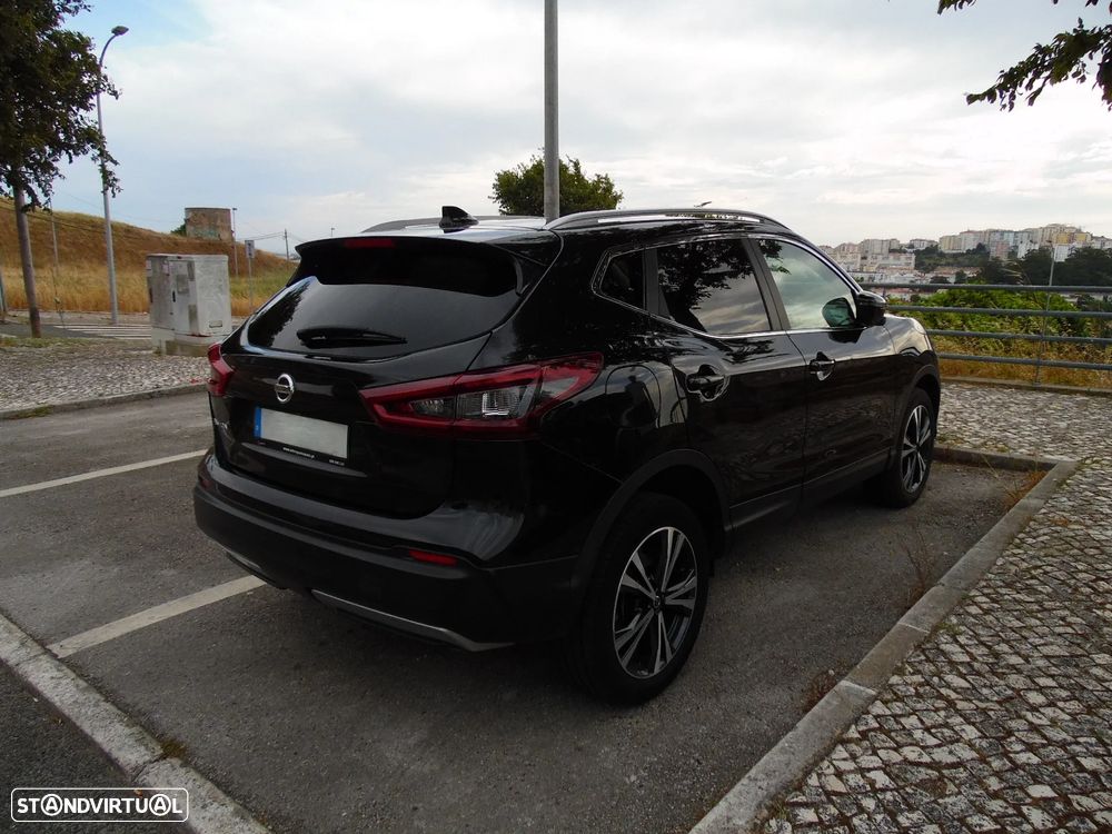 Nissan Qashqai 1.5 dCi N-Connecta J18 - 6