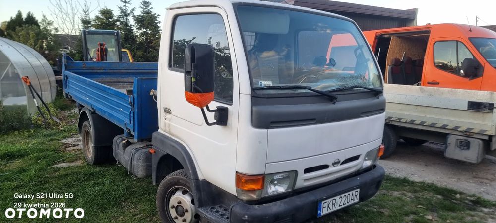 Nissan Cabstar - 2