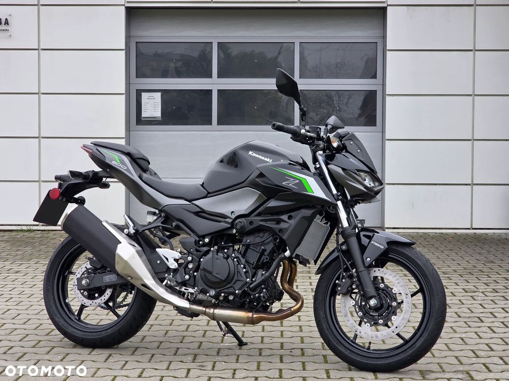Kawasaki Z - 2
