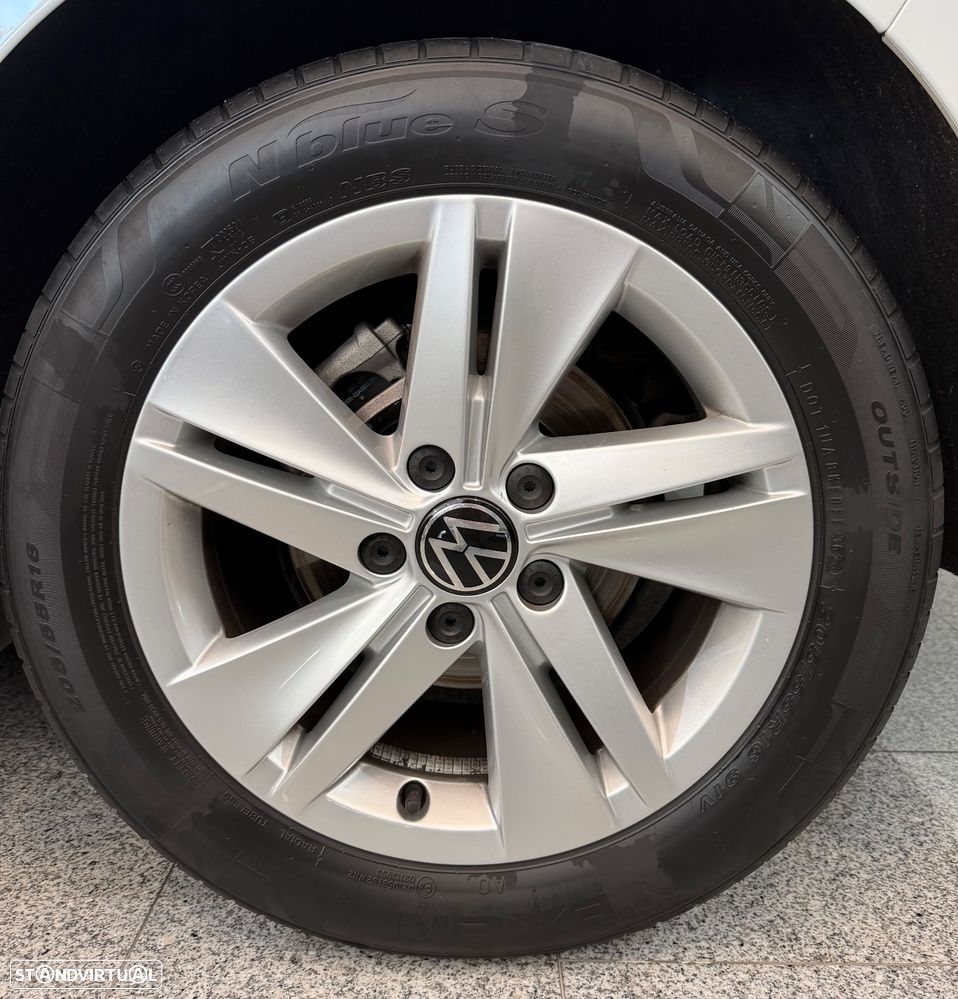 VW Golf 2.0 TDI Urban - 5
