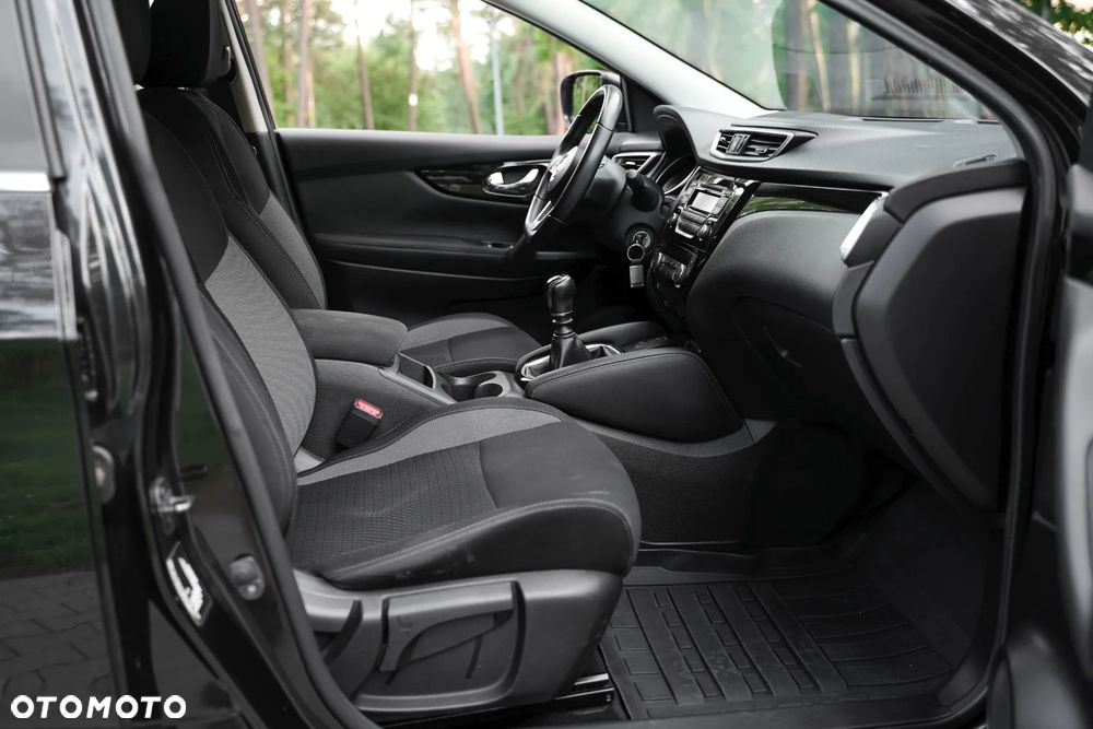 Nissan Qashqai 1.2 DIG-T Acenta EU6 - 14