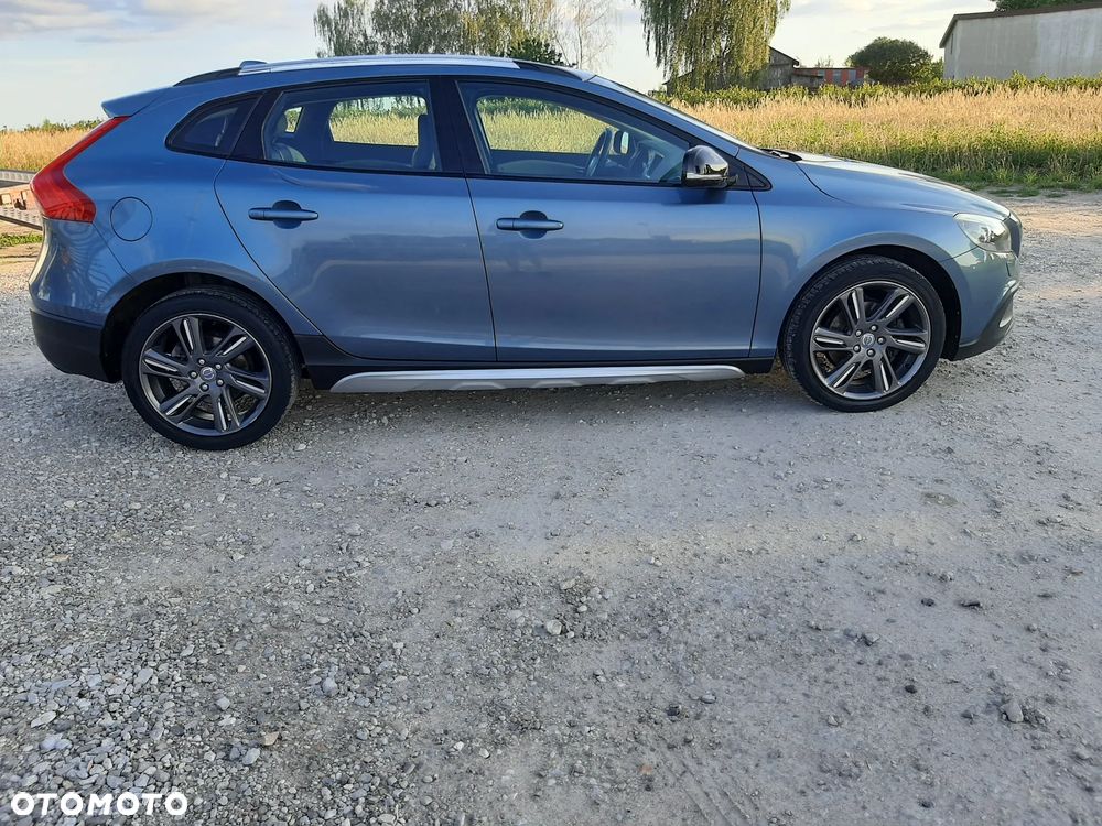 Volvo V40 Cross Country D2 - 4