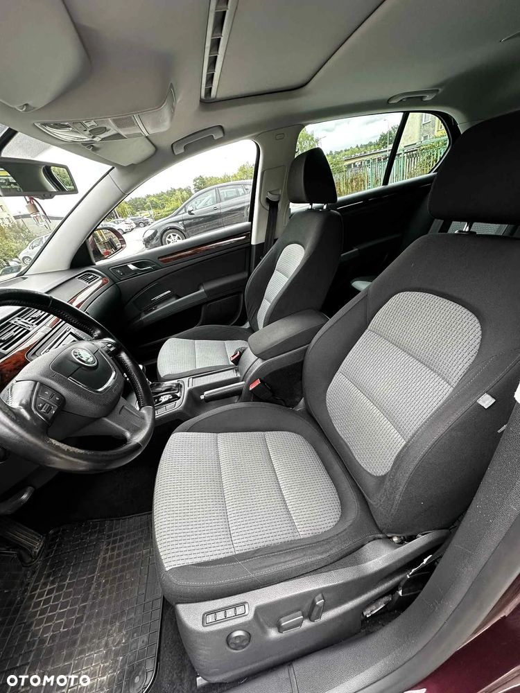 Skoda Superb 1.8 TSI Platinum DSG - 11