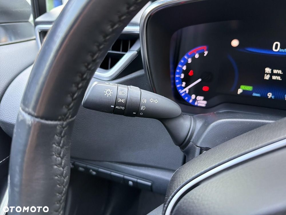 Toyota Corolla 1.8 Hybrid Comfort - 9