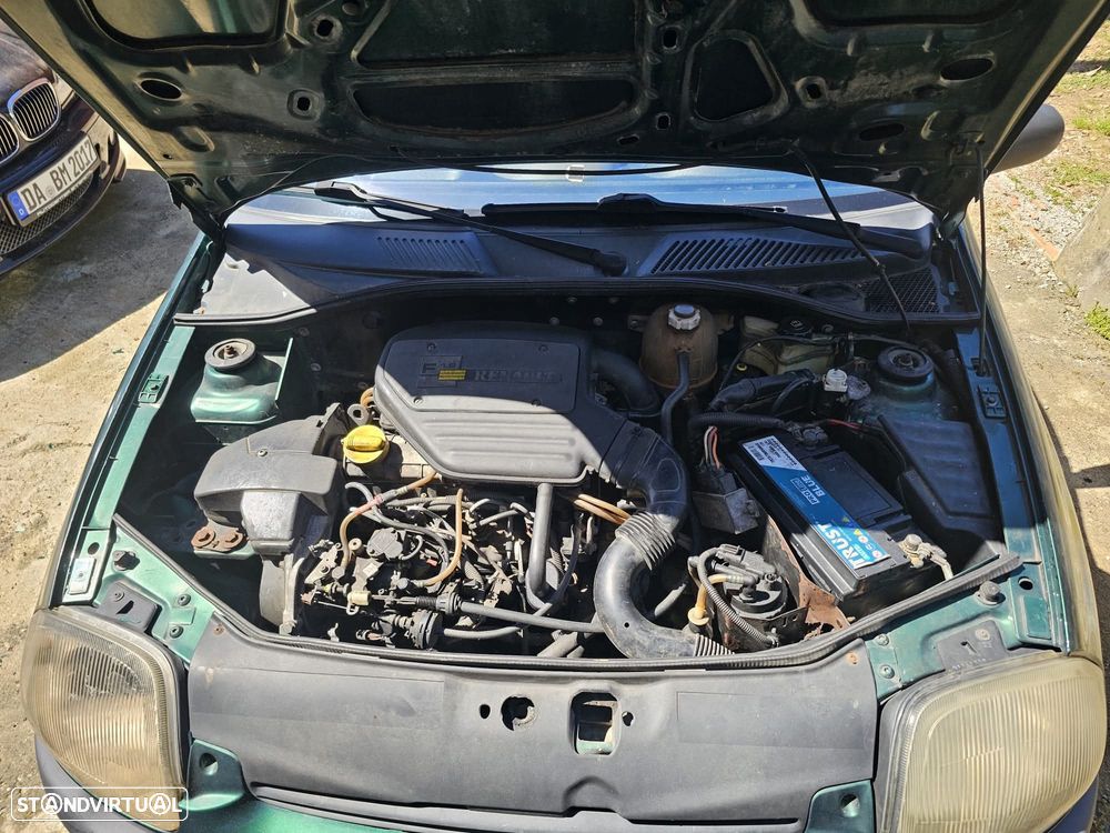 Renault Clio 1.9 D RN - 13
