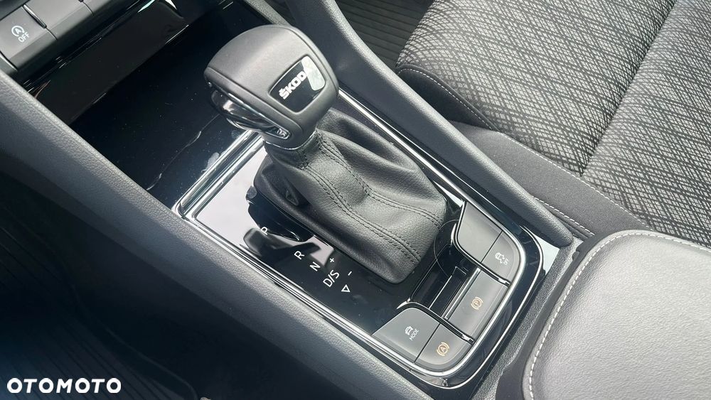 Skoda Karoq 1.5 TSI ACT GPF 4x2 Style DSG - 12