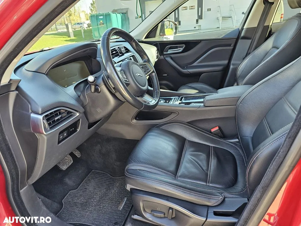 Jaguar F-Pace 20d AWD Portfolio - 10