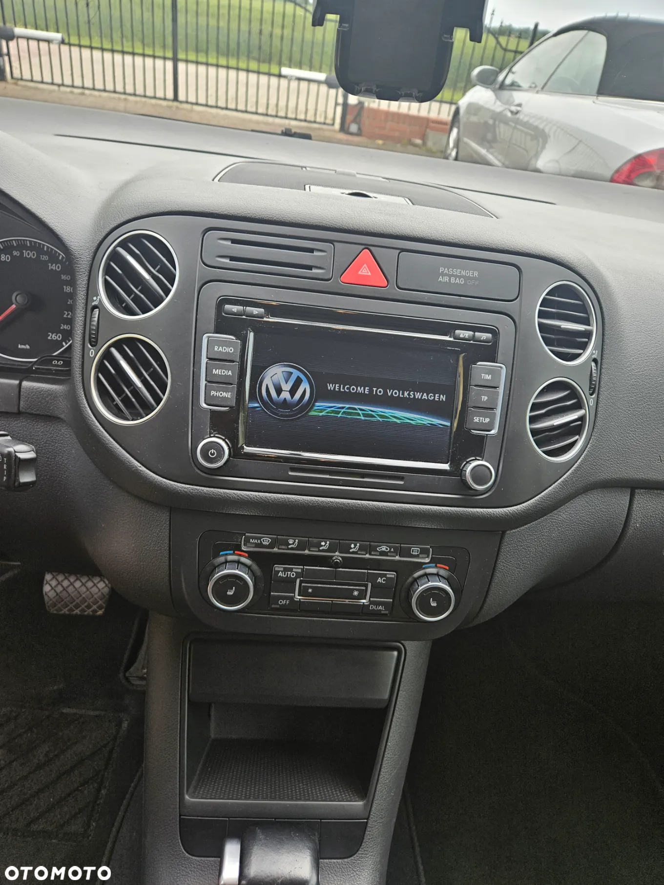 Volkswagen Golf Plus 1.9 TDI DPF DSG Tour - 5
