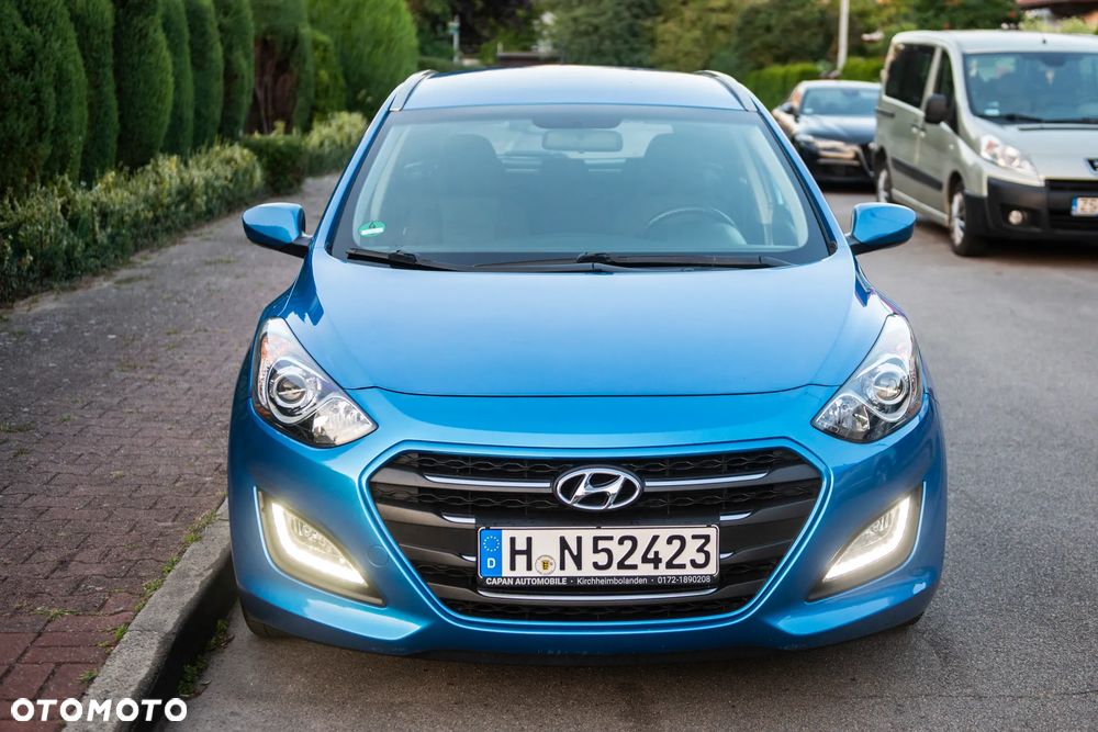 Hyundai i30 1.6 Comfort - 9
