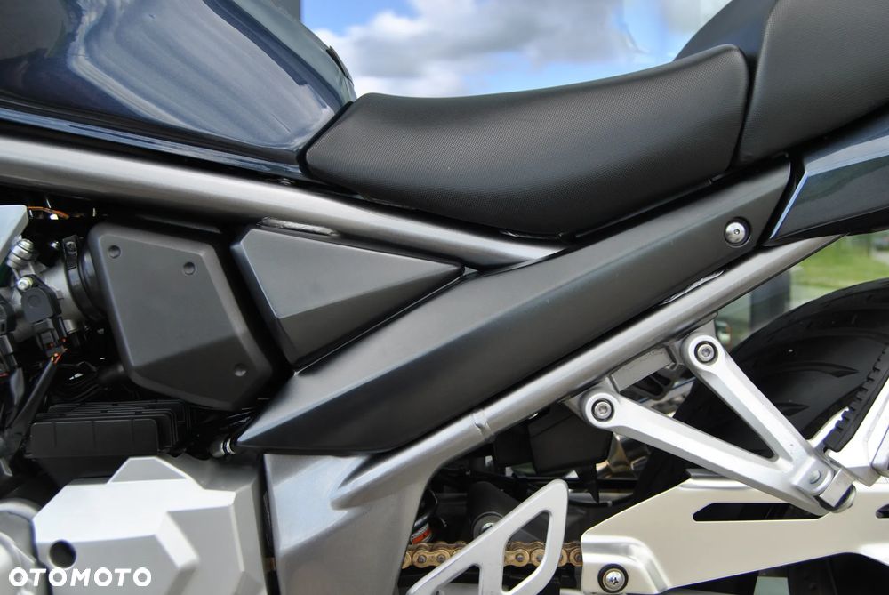Suzuki Bandit - 19