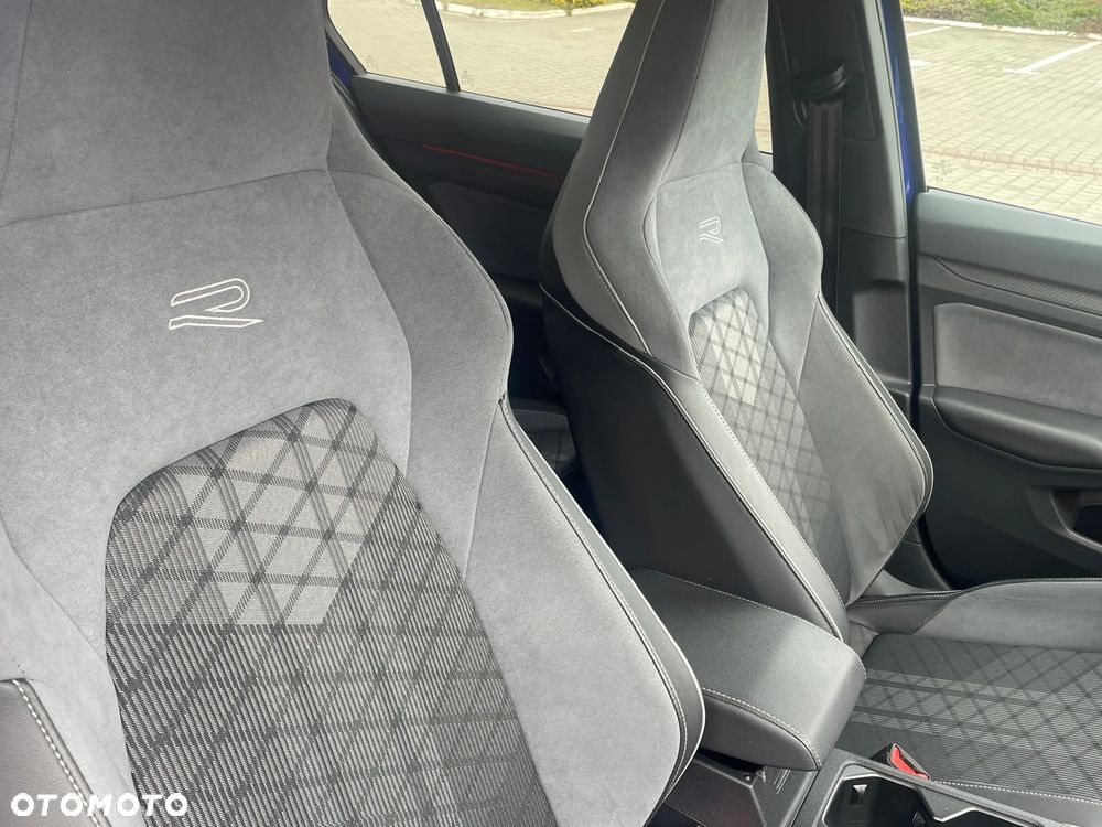 Volkswagen Golf 1.5 eTSI EVO Style DSG - 16