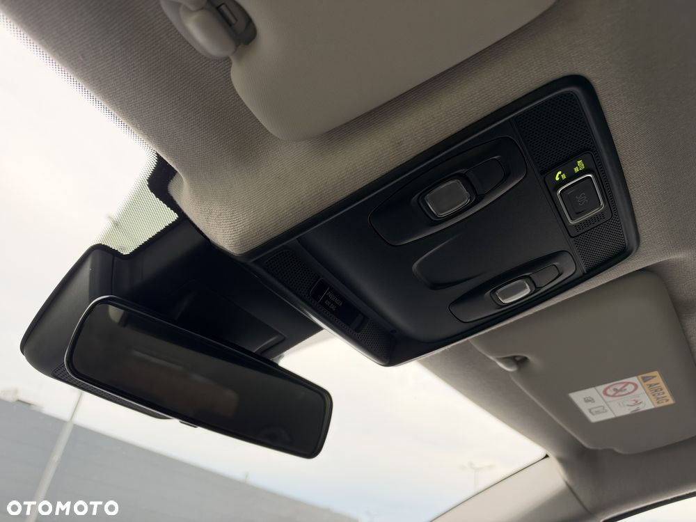 Renault Captur - 16