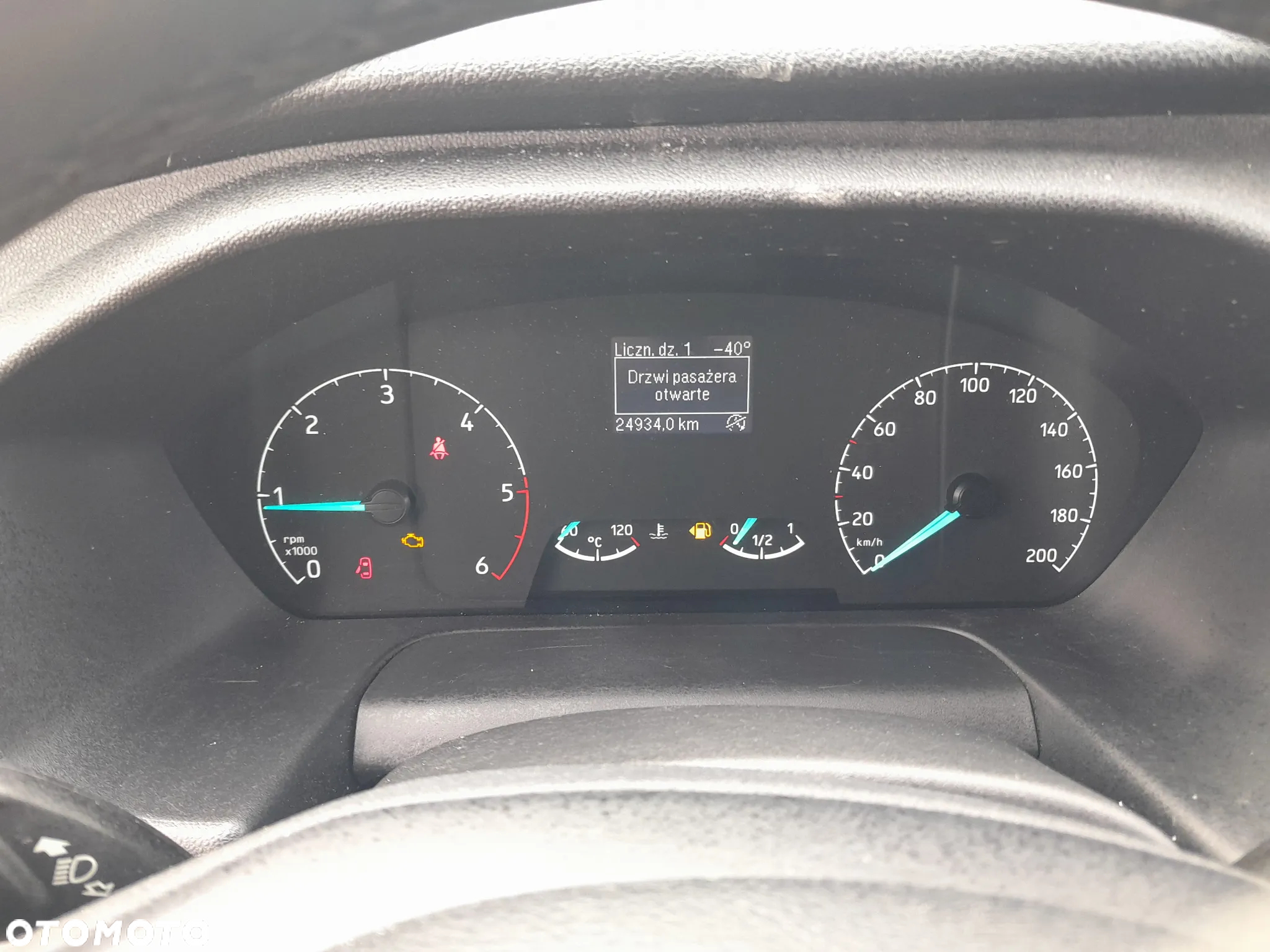 Ford Transit - 15