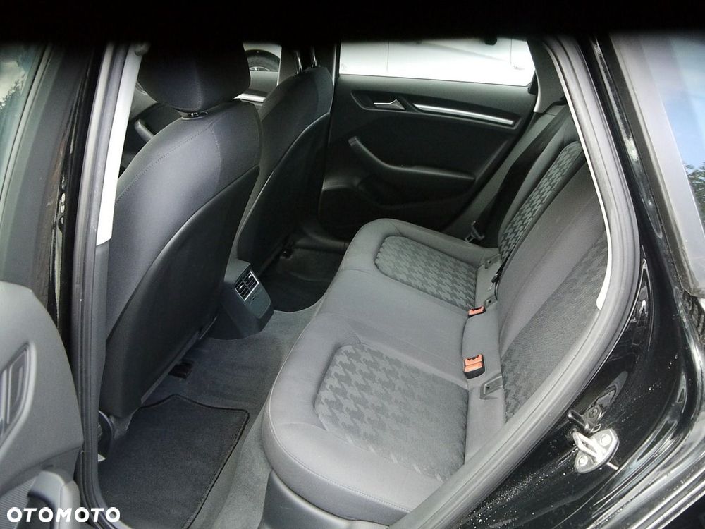 Audi A3 Sportback - 31