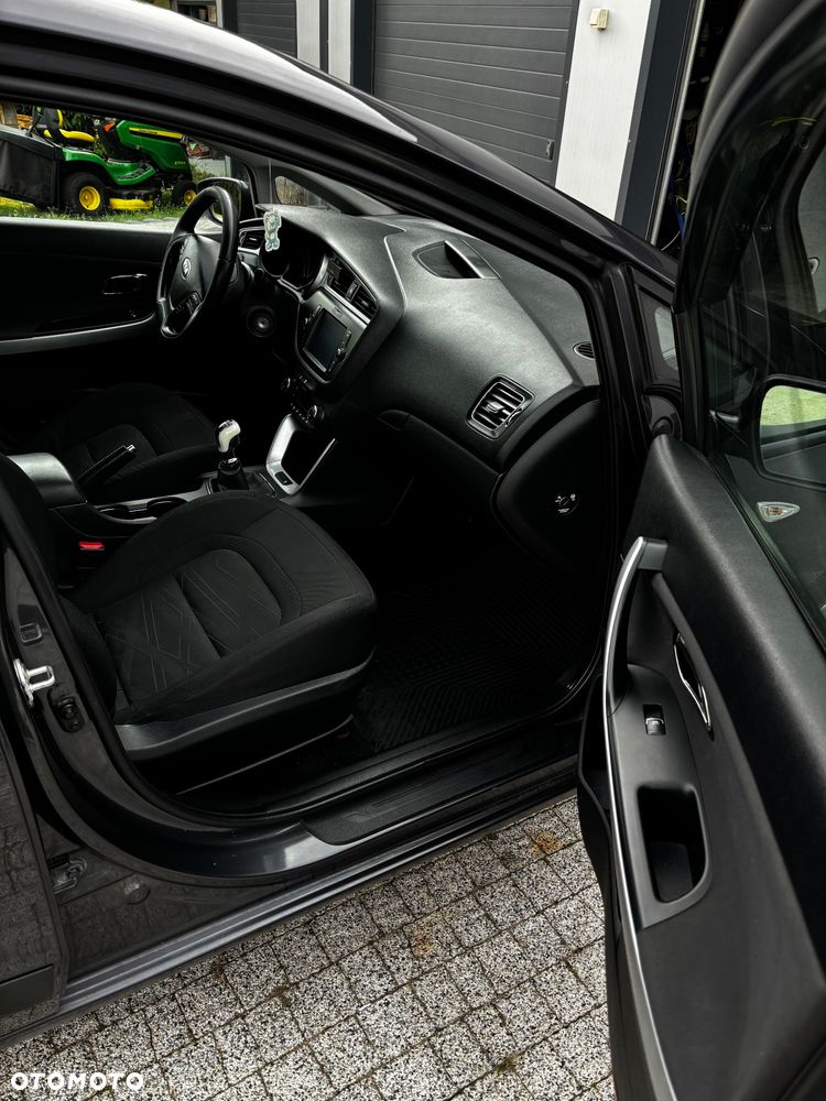 Kia Ceed 1.6 CRDi M - 11