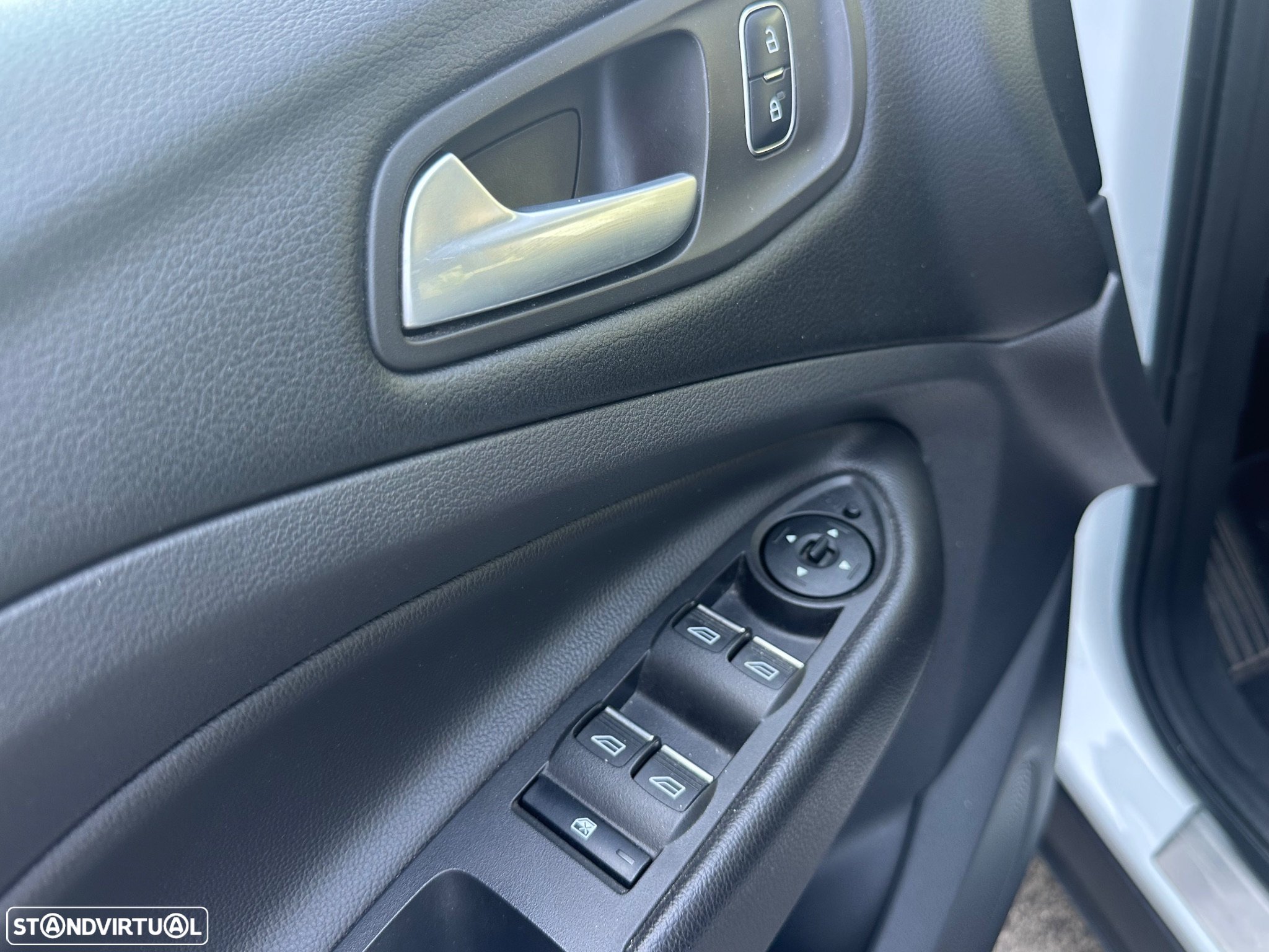 Ford Kuga 1.5 TDCi Titanium - 15