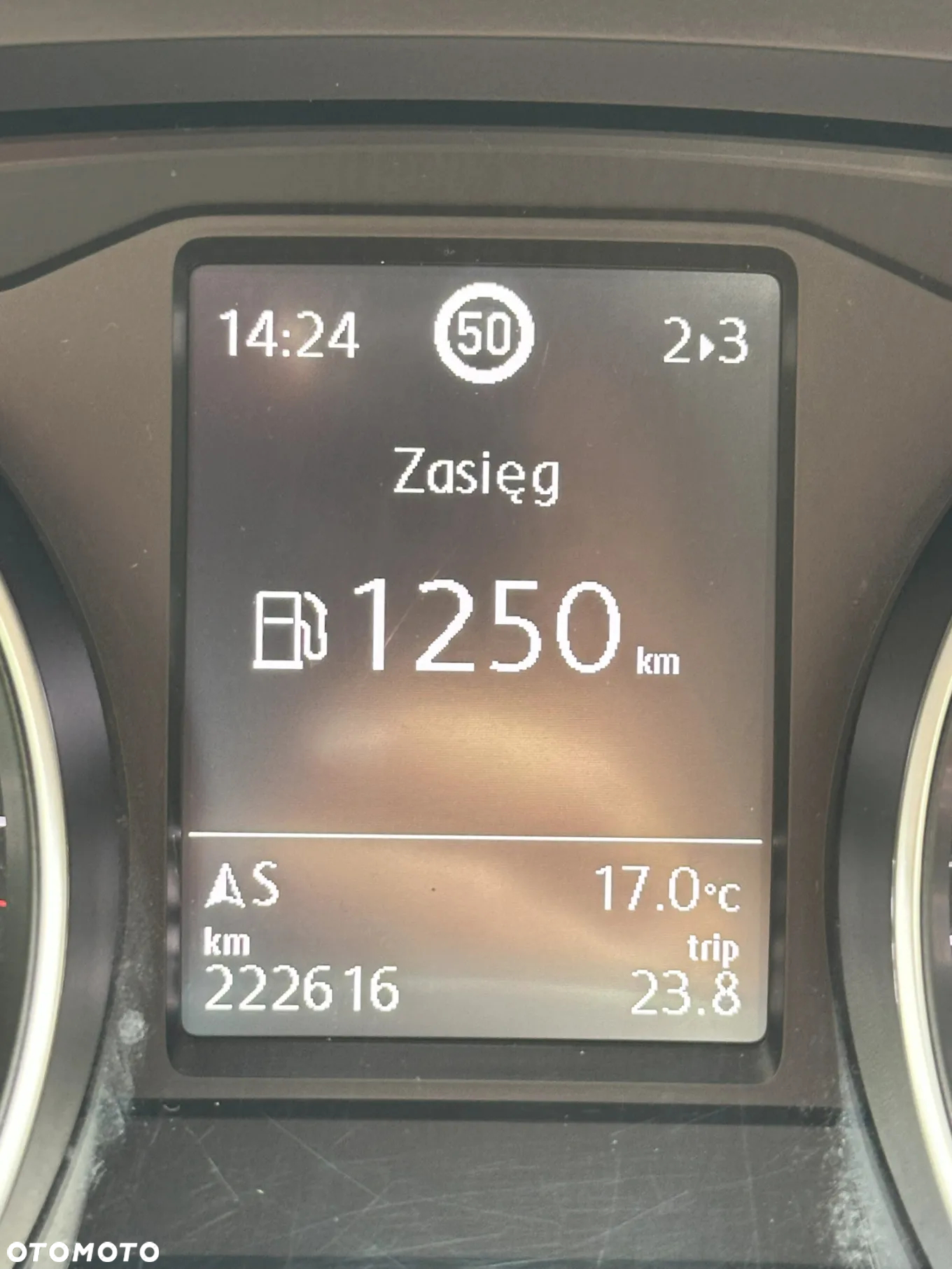 Volkswagen Passat 2.0 TDI BMT Comfortline - 3