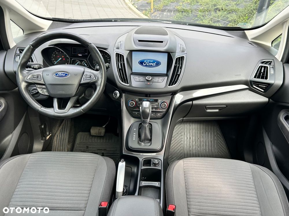 Ford Grand C-MAX - 10