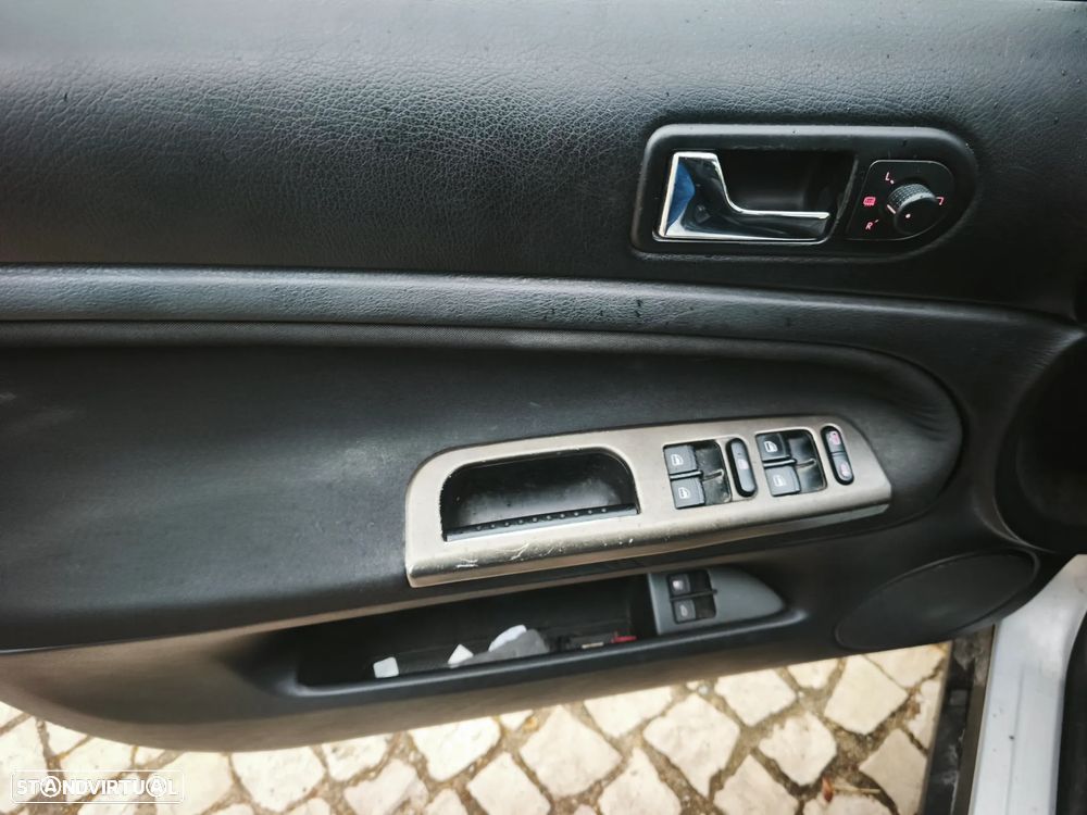 VW Passat Variant 1.9 TDi Conf.Plus 6V - 11