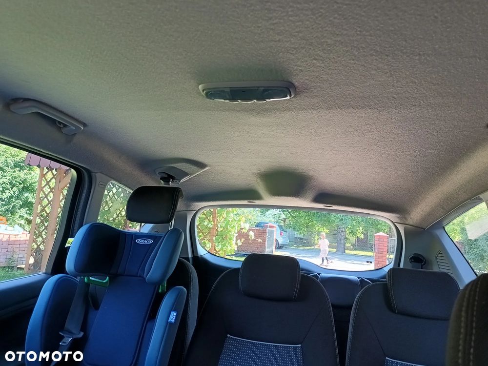 Ford S-Max - 23