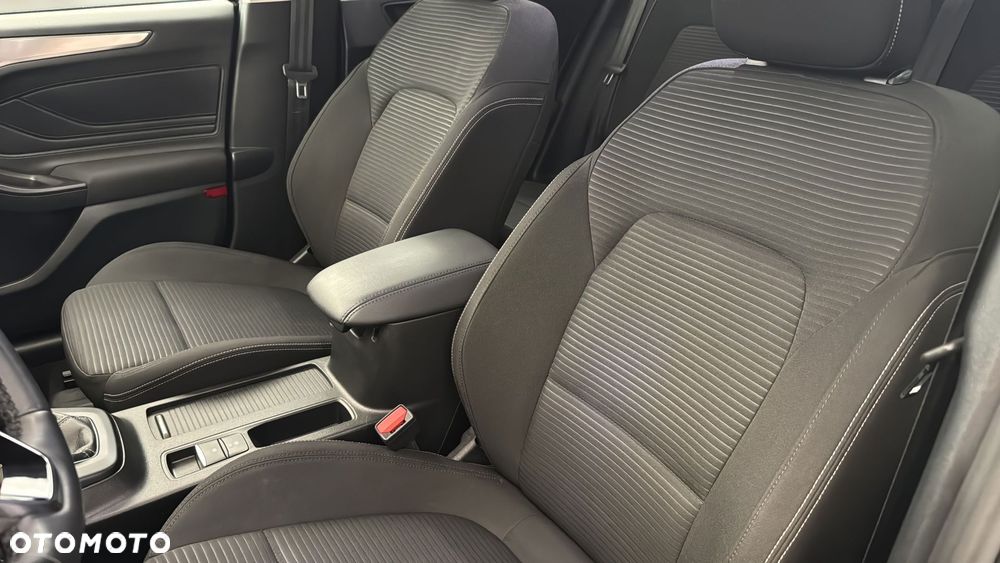 Ford Focus 1.0 EcoBoost mHEV Titanium X - 11