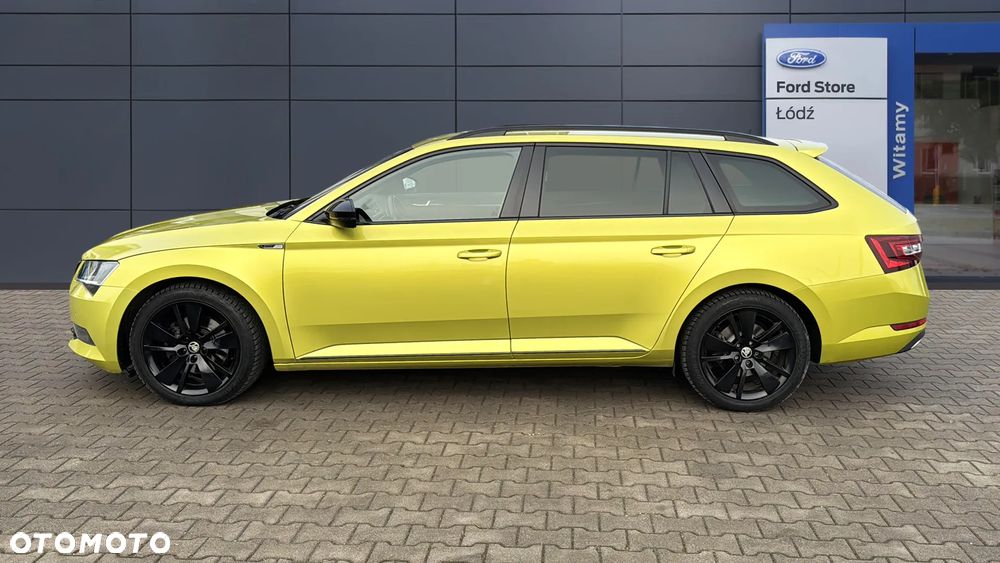 Skoda Superb 2.0 TDI SCR 4x4 Sportline DSG - 4