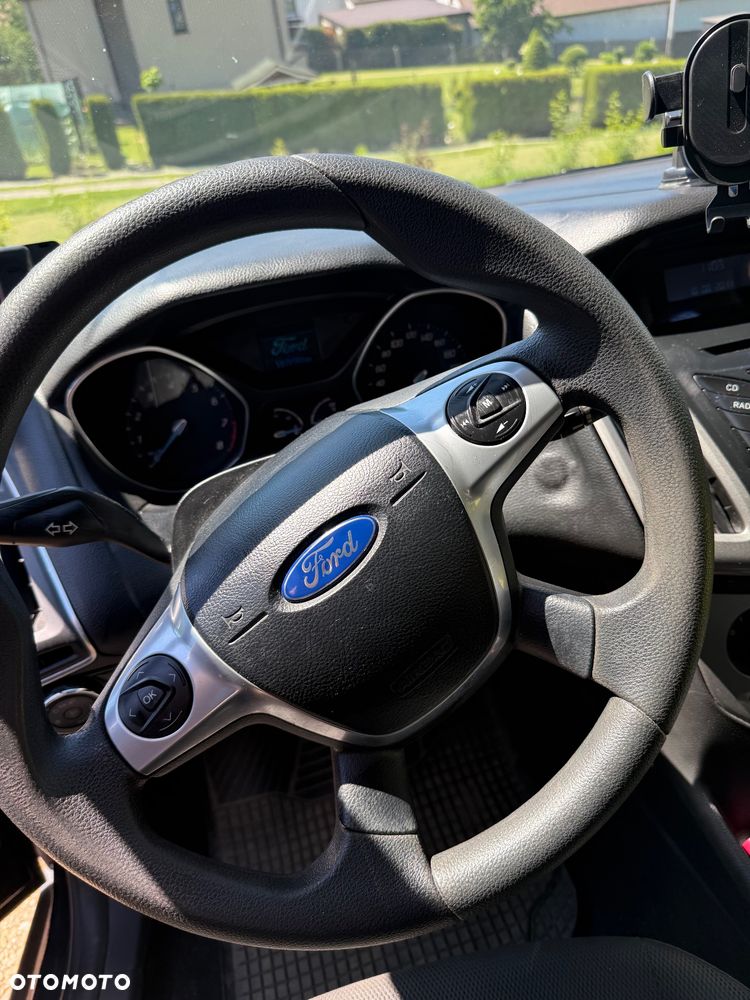 Ford Focus 1.6 Ambiente - 16