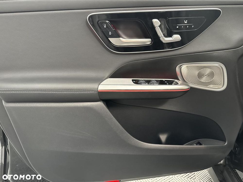 Mercedes-Benz GLC 220 d mHEV 4-Matic AMG Line - 11