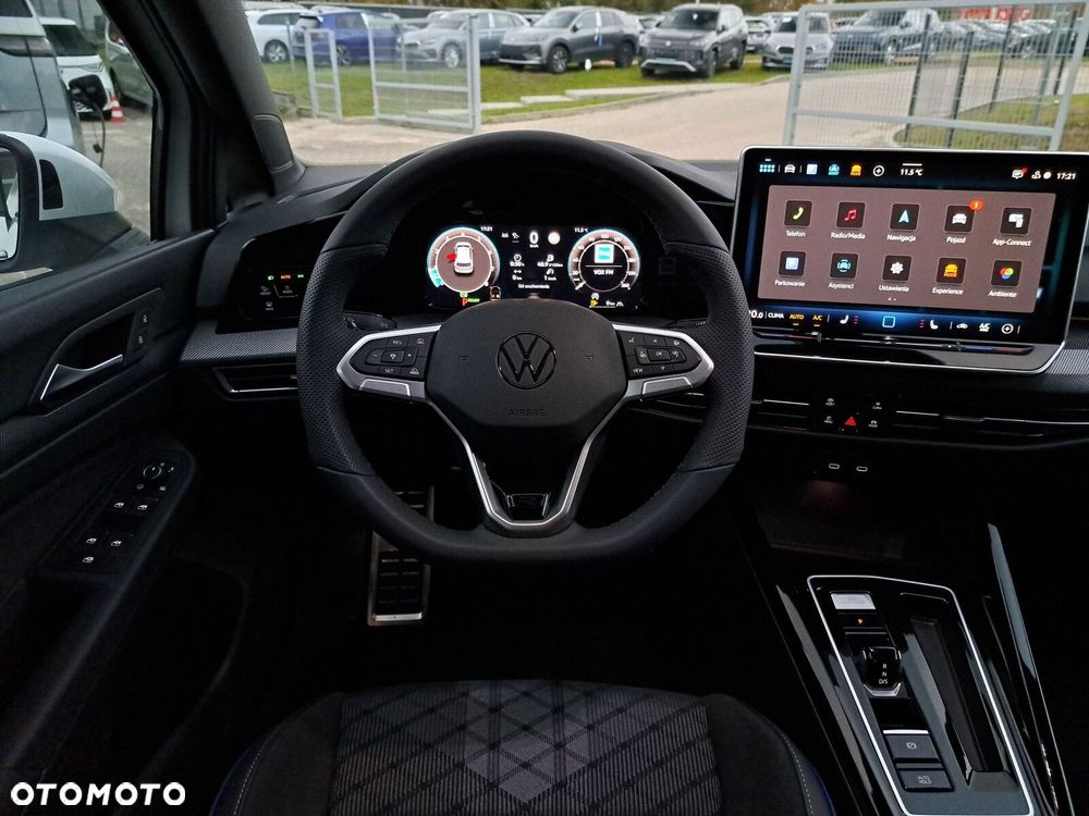 Volkswagen Golf 1.5 eTSI mHEV R-Line Plus DSG - 19