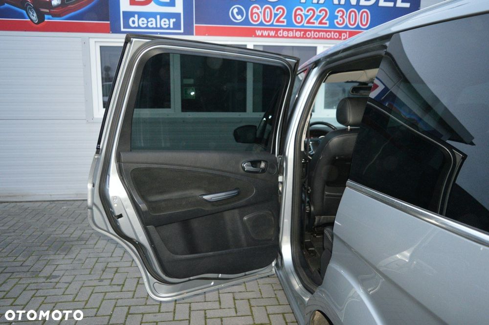 Ford Galaxy 1.8 TDCi Ghia - 34