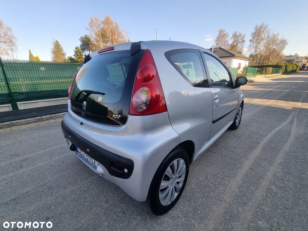 Peugeot 107 1.0 Happy - 2